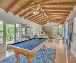 Photo 5 - Luxurious Oasis in Fort Lauderdale's Heart