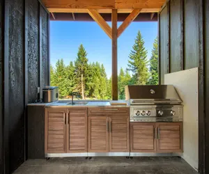 Photo 4 - Maple Hill Lodge