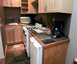 Photo 3 - Fawn Valley Inn: 254