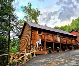 Photo 2 - 211 Misty Mountain Getaway