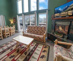 Photo 3 - Lazy R Cottages: 16A
