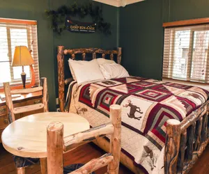 Photo 2 - Triple R Cottages: 4
