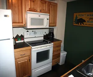 Photo 3 - Triple R Cottages: 1
