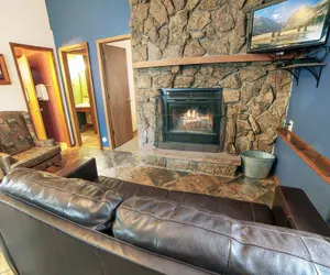 Photo 2 - Timber Creek Chalets: 7