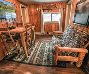 Photo 3 - Triple R Cottages: 5