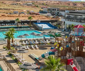 Photo 2 - Desert Mirage