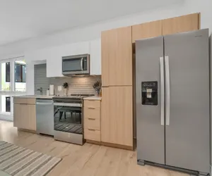 Photo 4 - Chic 1-bed in Vibrant Optimist Park