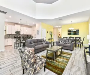 Photo 2 - Spacious 5 Bed Pool Home with Game Room-5488SC