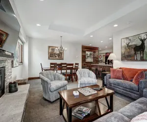 Photo 4 - Cozy and Luxe Ski In/Ski Out Condo in Breckenridge