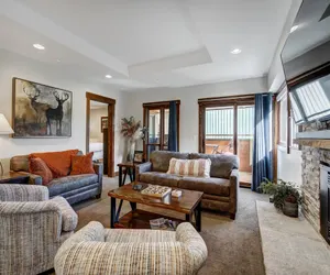 Photo 3 - Cozy and Luxe Ski In/Ski Out Condo in Breckenridge