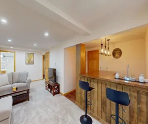 Photo 4 - Beechwood Home