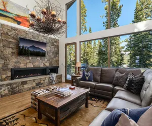 Photo 2 - 8 Alpine Bend