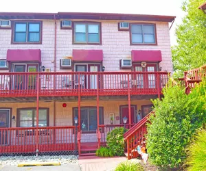 Photo 2 - Nanticoke Square 207B