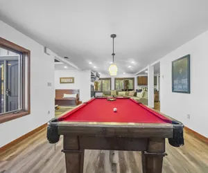 Photo 3 - 208 Tenderfoot 5Br 5Ba