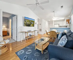 Photo 2 - 53E Bayside Birdie