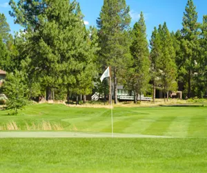 Photo 5 - 8 Umpqua Ln