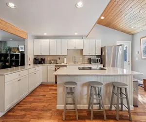 Photo 2 - 8 East Butte