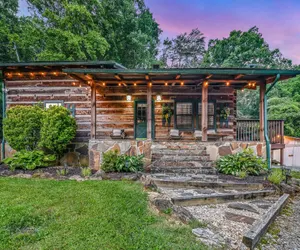 Photo 2 - Hidden Acres Lodge