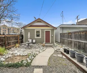 Photo 2 - Stylish 2-Story Home - Perfect Denver Location