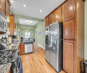 Photo 5 - Stylish 2-Story Home - Perfect Denver Location
