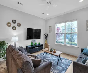 Photo 3 - Modern 3BR in Bishop Arts | Walk to Shops & Dining