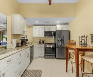 Photo 2 - 5535 Casa de Lujo: Heated Pool w/ Water Views