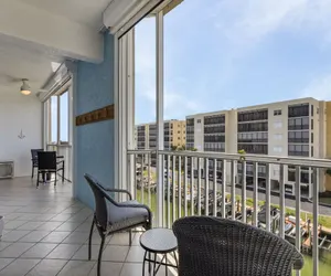 Photo 2 - Casa Marina 432 Newly Remodeled, Water View