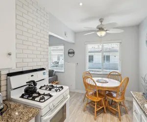 Photo 5 - 4980 Sandyland Road #215