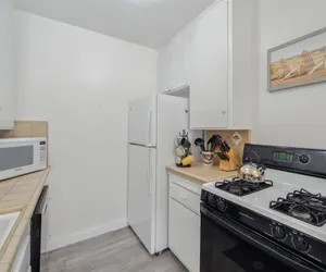 Photo 5 - Beautiful 2 Bed Beach Getaway #115