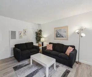 Photo 2 - Beautiful 2 Bed Beach Getaway #115