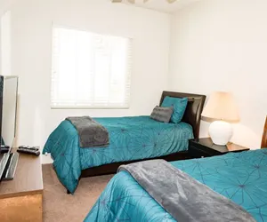 Photo 3 - Beautiful 2 Bed Beach Condo #203