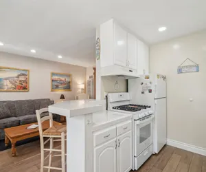 Photo 4 - Lovely 1 Bed Beach Condo #128
