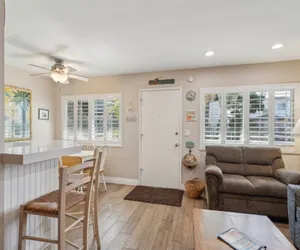 Photo 2 - Lovely 1 Bed Beach Condo #128