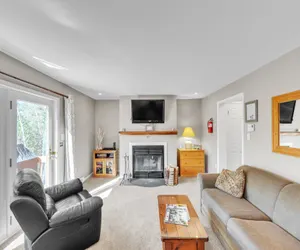 Photo 2 - Fox Lair 29L - Cozy End Unit with Mountain Views