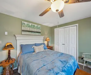 Photo 5 - Hullabaloo 23E - Upgrade End Unit with Mountain Views