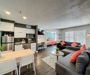 Photo 2 - Two bed condo in Parkway Palms Resort