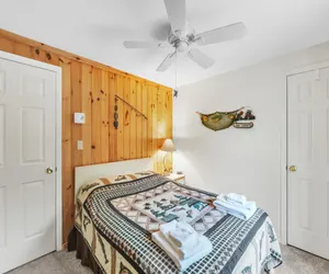Photo 5 - Pine Knot 62H - Retreat with Private Play Area