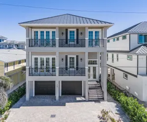 Photo 2 - 260 Coastal Luxe Retreat: 5BD/4.5BA, Pool & Spa, Water Views