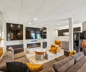 Photo 2 - Oglesby Vacation Home