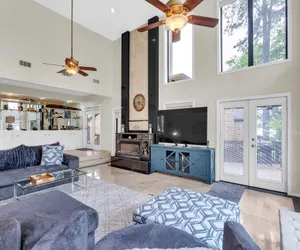 Photo 2 - Lakefront Retreat with Pool, Hot Tub & wooden bulkhead for parking up to 2 boats