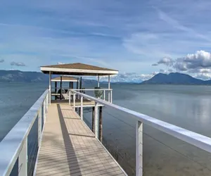 Photo 3 - Waterfront Home - Private dock | Pickleball | BBQ