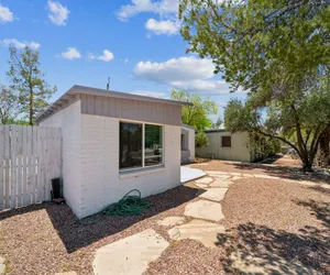 Photo 5 - Cozy Reid Park House