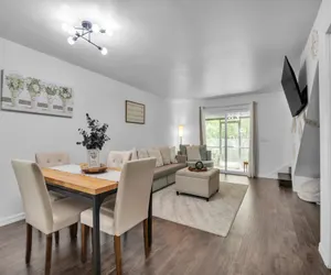 Photo 3 - Be Our Guest - Pet Friendly Townhome near Downtown Ocala