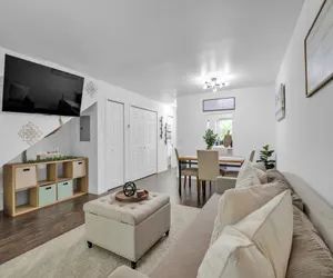 Photo 2 - Be Our Guest - Pet Friendly Townhome near Downtown Ocala