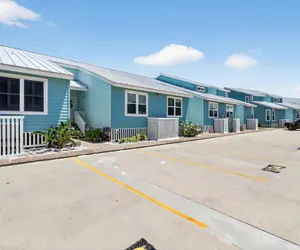 Photo 4 - Kontiki Bayfront 103