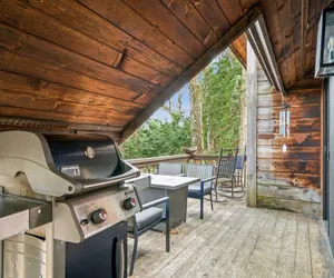 Photo 2 - Serene Architect-Designed Vermont Chalet