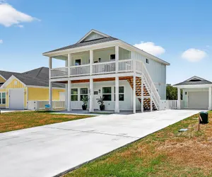 Photo 4 - Coastal Retreat