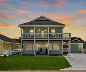 Photo 5 - Coastal Retreat