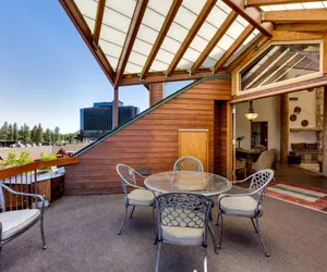 Photo 5 - Downtown Penthouse