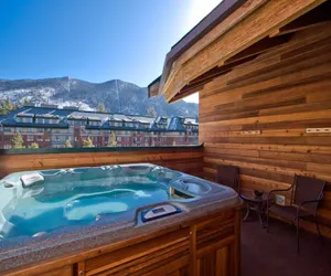 Photo 3 - Downtown Penthouse